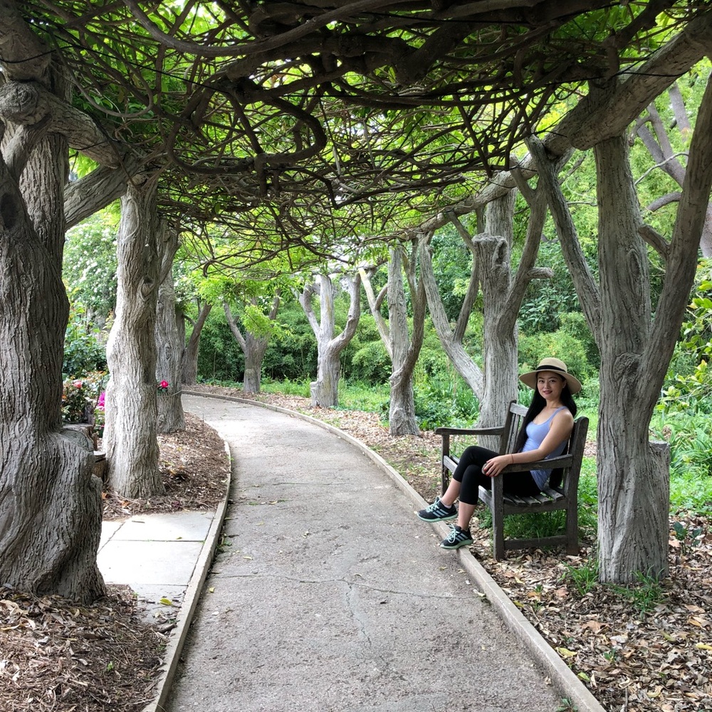 Meet your Posher, Leilei